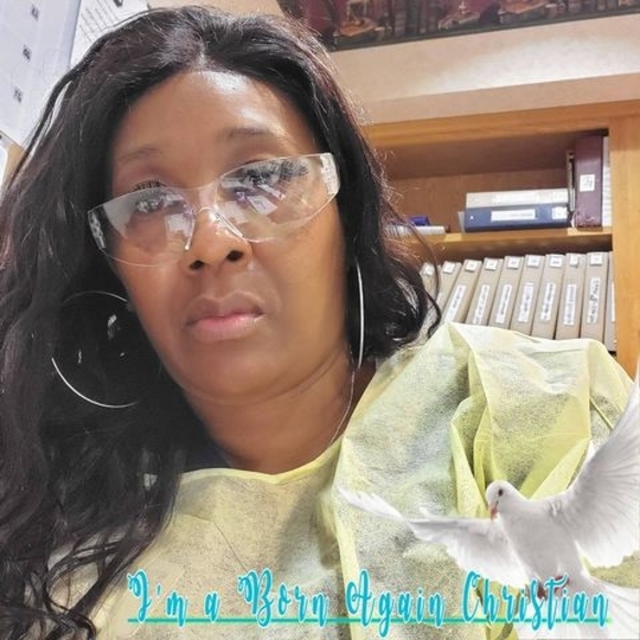 Meet your Posher, Janice - Picture 1 of 1